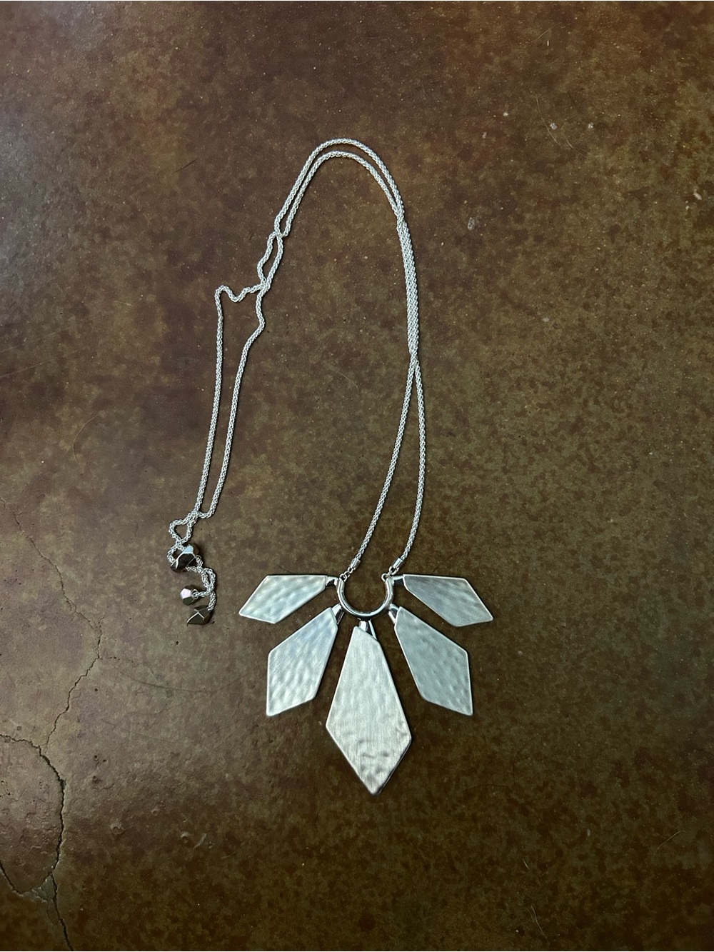 Kendra Scott Silver Hammered Geometric Pendant Necklace
